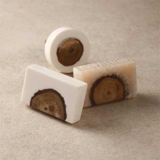 Resin ornamented Wooden Knobs