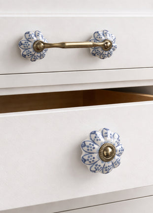 Blue Design On White Base Ceramic Knob & Pull Bundle