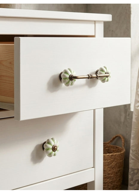 Green design on White Base Ceramic Knob & Pull Bundle