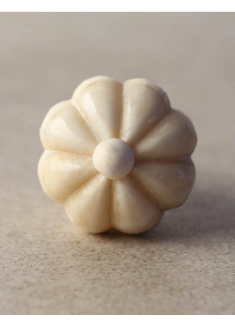 Solid Flower Shaped Resin Bone Drawer Cabinet Knob