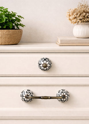Black Design Ceramic Knob & Pull Bundle