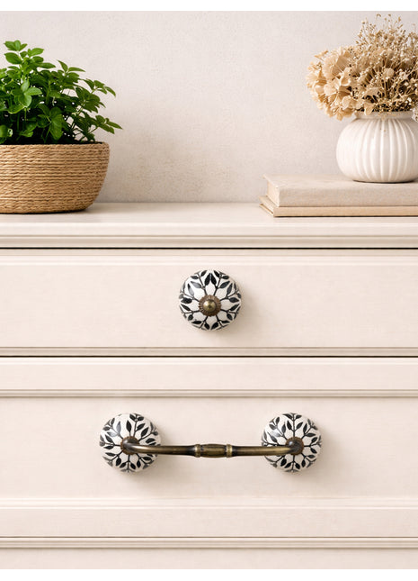Black Design Ceramic Knob & Pull Bundle