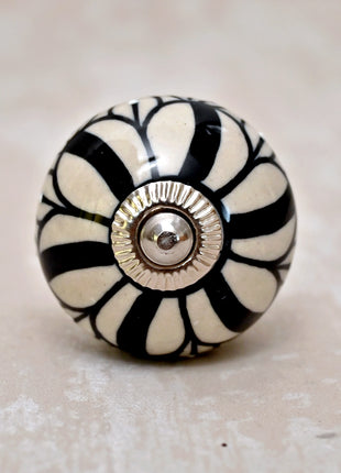 Black Design On White Ceramic Knob, Curtain Tie & Pull Bundle
