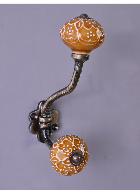 Brown Cracked Embossed Design Knob With Metal Wall Hanger