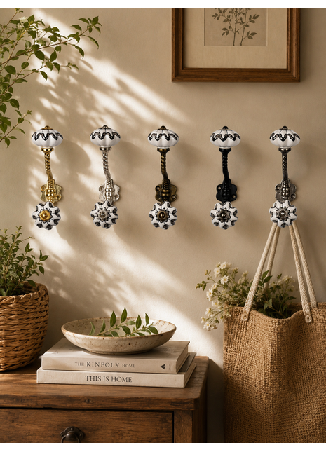 Beautiful Design On White Background Color Ceramic Knob With Metal Wall Hanger