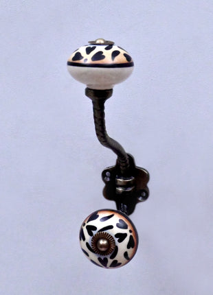 Black Heart Pattern Ceramic Knob With Metal Wall Hanger