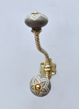 Gray Color Design Ceramic Knob With Metal Wall Hanger