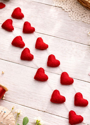 Handmade Wool Felt Heart Garland Valentine’s Day Decor