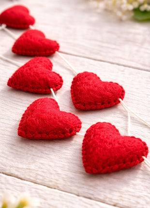 Handmade Wool Felt Heart Garland Valentine’s Day Decor