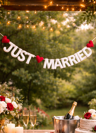 Just Married Wool Felt Garland with 8–10 cm White Letters