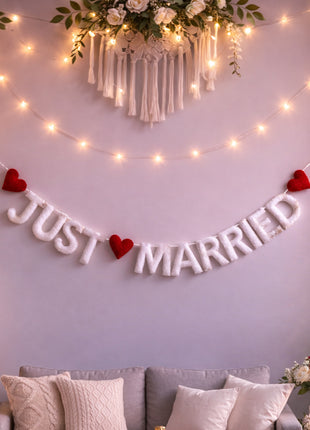 Just Married Wool Felt Garland with 8–10 cm White Letters