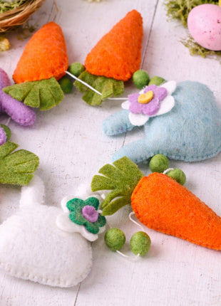 Easter Carrot & Bunny Garland – 4 Ft Rustic Spring Décor
