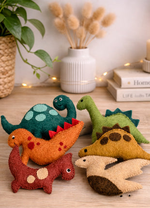 Dinosaur Set Wool Felt – 14–15 cm Handmade Décor