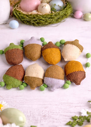 Acorns Wool Felt Garland  Home Decor