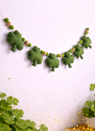 Handmade Wool Felt Shamrock Garland – St. Patrick’s Day Clover Decoration Banner