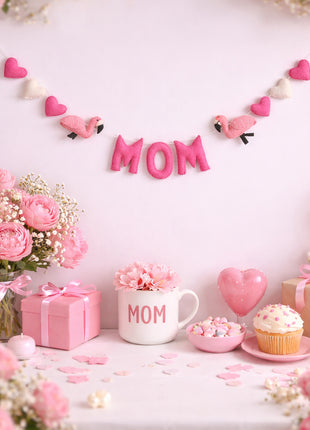 Handmade Wool Felt MOM Garland – Flamingo & Heart Decorative Banner