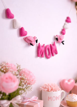 Handmade Wool Felt MOM Garland – Flamingo & Heart Decorative Banner