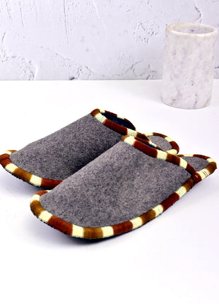 Handmade Natural Wool Felt Slippers – Black & Gray Soft Felt Sleepers | Lightweight & Breathable Footwear US7 Size (Set of Two)