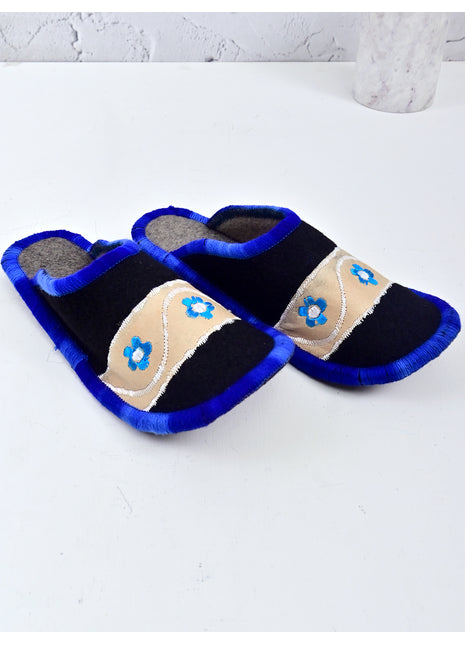 Handmade Natural Wool Felt Slippers – Soft Felt Sleepers | Lightweight & Breathable Footwear US7 Size (Set of Two)