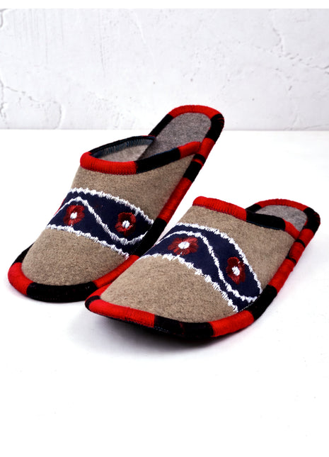 Handmade Natural Wool Felt Slippers – Designer Soft Felt Sleepers | Lightweight & Breathable Footwear US7 Size