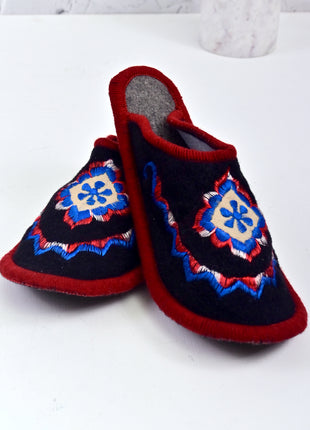 Designer Soft Felt Sleepers | Lightweight & Breathable Footwear US7 Size