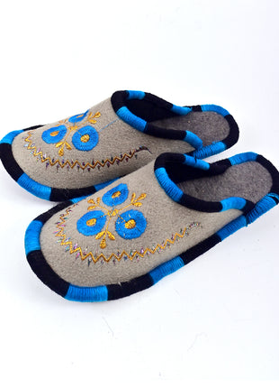 Handmade Natural Wool Felt Slippers | Lightweight & Breathable Footwear US7 Size (Set of Two)