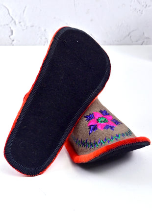 Gray & Orange Soft Felt Sleepers | Lightweight & Breathable Footwear US7 Size