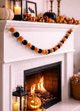 Festive Halloween Pom-Pom Felt Garland for Mantel Decor