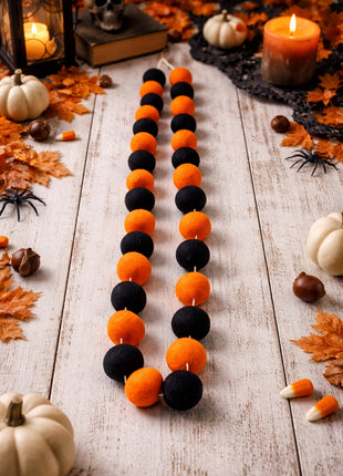 Festive Halloween Pom-Pom Felt Garland for Mantel Decor