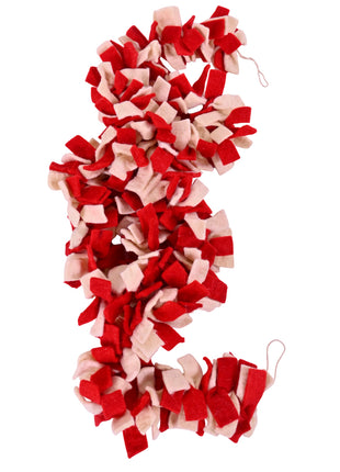 Handmade Wool Felt Garland – Red & Beige Soft Decorative Hanging Garland