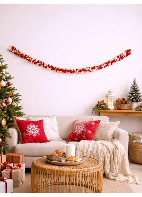 Handmade Wool Felt Garland – Red & Beige Soft Decorative Hanging Garland