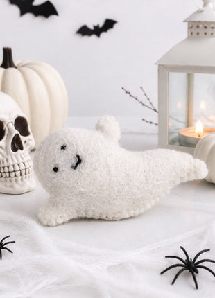 Handmade Wool Felt Ghost Halloween Decoration – Cute Pastel Ghost Plush