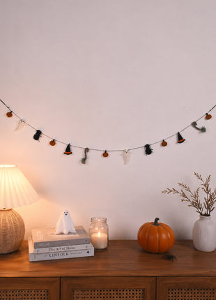 Handmade Wool Felt Halloween Spooky Garland - Festive Wall Decor (5 Feet)