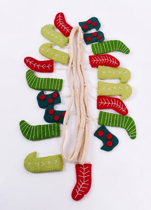 Handmade Festive Wool Felt Stocking Garland - Christmas Wall Decor (5 Feet)