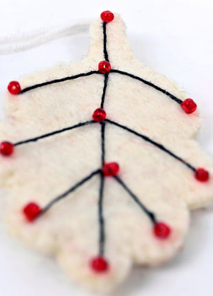 Handmade Wool Felt White Leaf Hanging Ornament – Christmas Tree Decoration & Nature-Inspired Holiday Décor