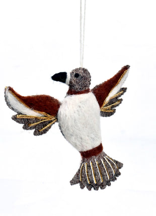 Handmade Wool Felt Flying Bird Hanging Ornament – Nature-Inspired Home & Nursery Decoration