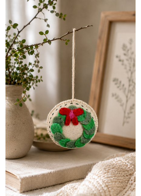 Handmade Wool Felt Christmas Wreath Ornament – Festive Holiday Hanging Decoration for Christmas Tree & Home Décor