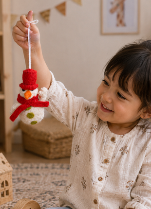 Handmade Snowman Wool Felt Hanging Ornament – Cute Christmas Snowman Decoration for Tree & Holiday Home Décor