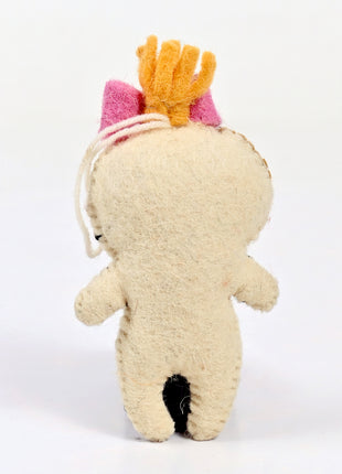 Handmade Voodoo Doll Wool Felt Hanging Ornament – Cute Gothic Felt Doll Decoration for Halloween, Spooky Home Décor & Collectible Gifts