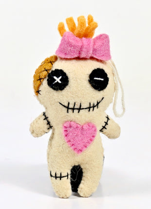 Handmade Voodoo Doll Wool Felt Hanging Ornament – Cute Gothic Felt Doll Decoration for Halloween, Spooky Home Décor & Collectible Gifts