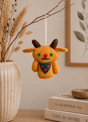 Handmade Reindeer Wool Felt Hanging Ornament – Cute Christmas Reindeer Decoration for Christmas Tree & Holiday Home Décor
