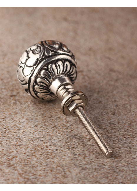 Antique look Round Metal Knob