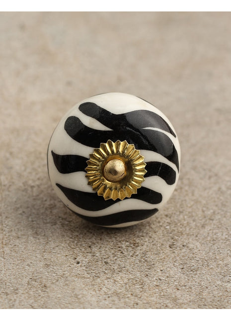 Stylish Black And White Round Dresser Cabinet Knob
