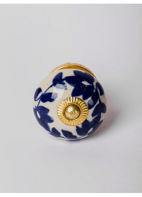 Elegant Blue Floral Pattern On White Ceramic Door Knob