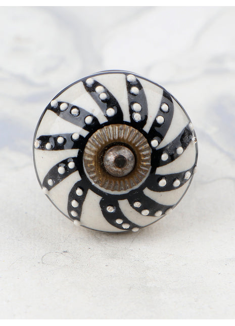 Handmade Cream Ceramic Kitchen Cabinet Knob with Black Design Gry knob