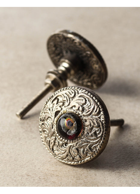 Metal knob with Glass Center