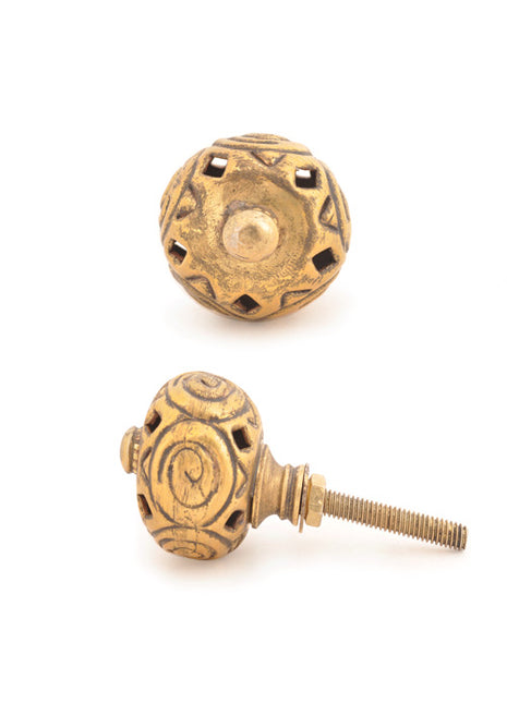 Round Metal Knob With Antique Brass Look