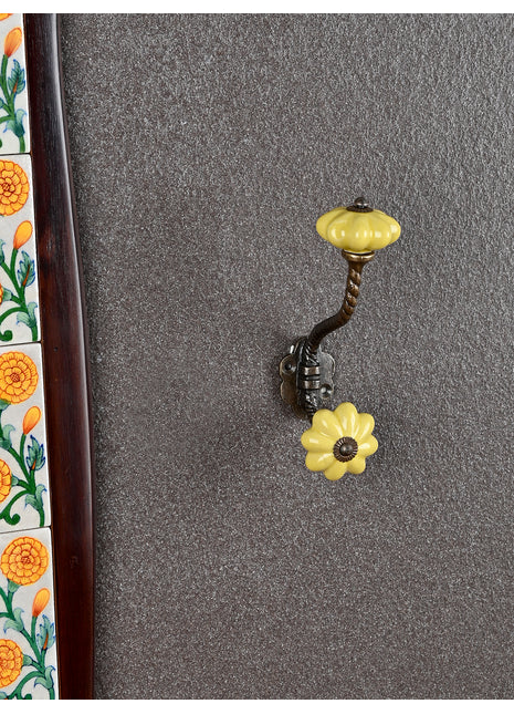 Decorative Ceramic Metal Wall Hanger With Yellow Knob