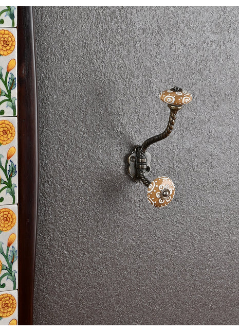 Unique Ceramic Metal Wall Hanger With Ceramic Knob