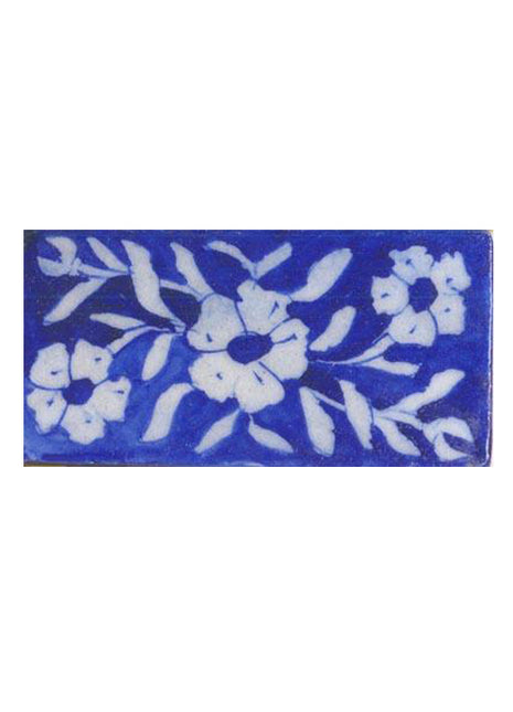 White flower & leaves on blue tile (2x4-BPT06)